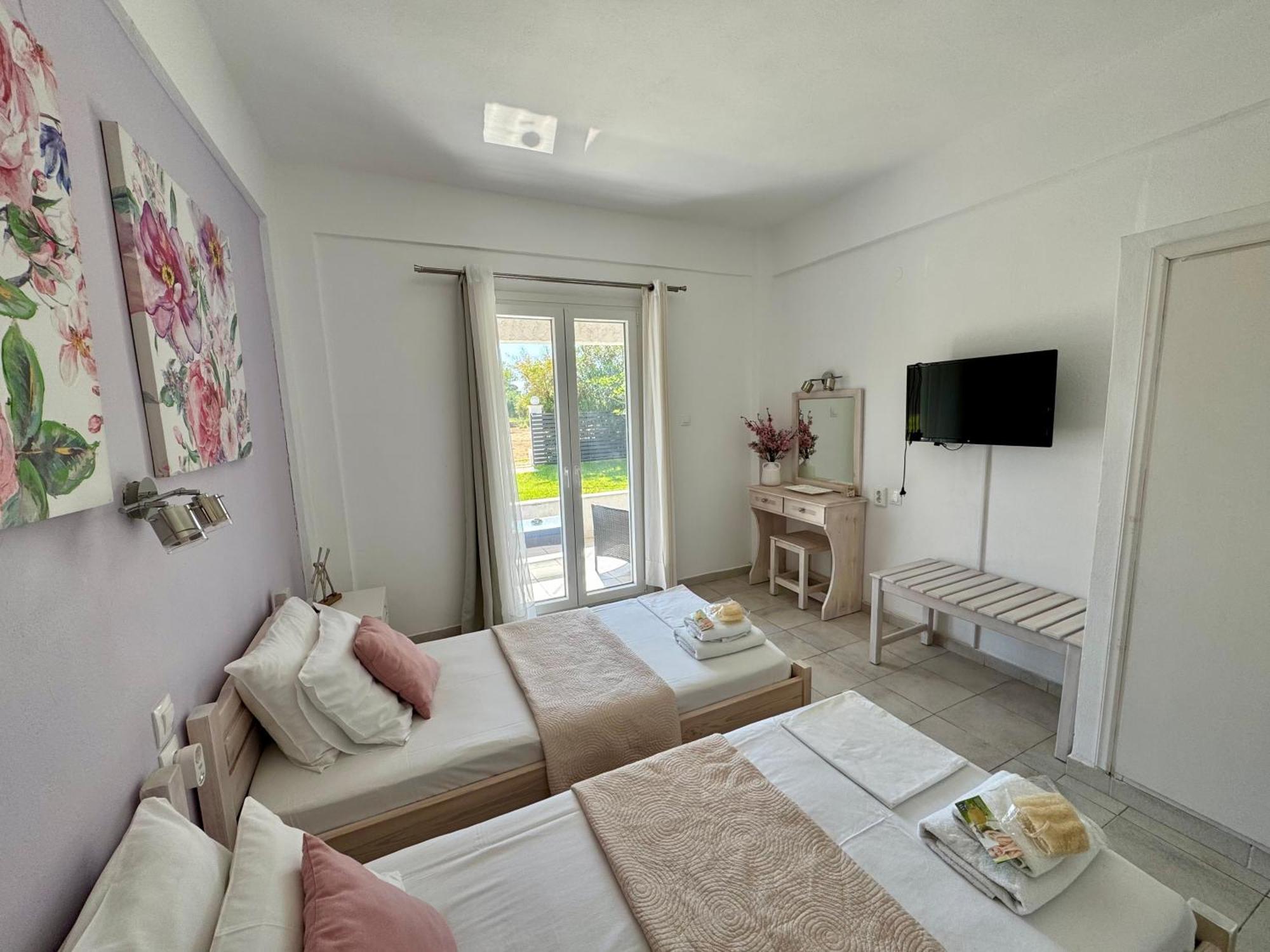 Sungate Villas Almiros Beach Exteriér fotografie